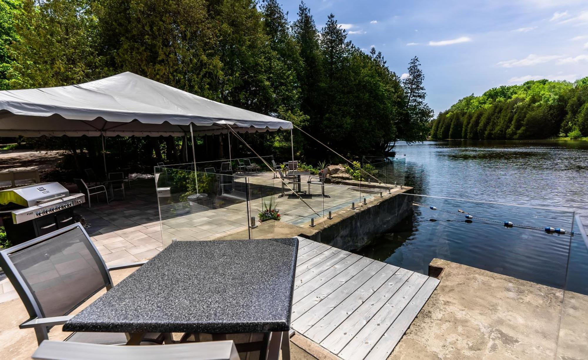 Millcroft Inn & Spa Village Of Alton Buitenkant foto